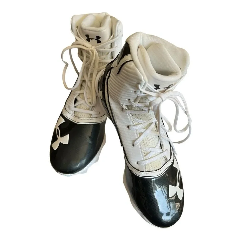 Under Amour Highlight Football Cleats. White/Black. Size: 7.5 Mens